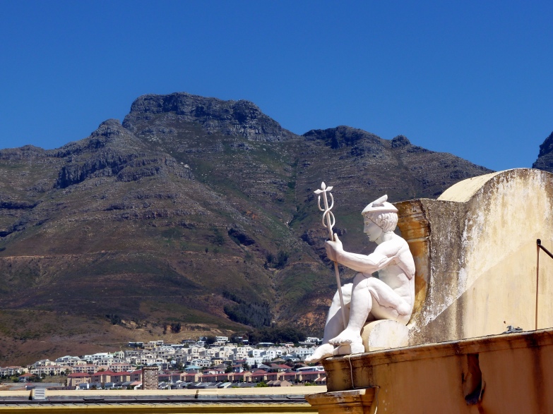 Castle of Good Hope with Table Mountain in the background. Built by the Dutch East India Company between 1666 and 1679, the Castle is the oldest existing colonial building in South Africa.